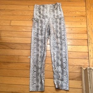 REDUCED!!Woman’s leggings by Emily Hsu